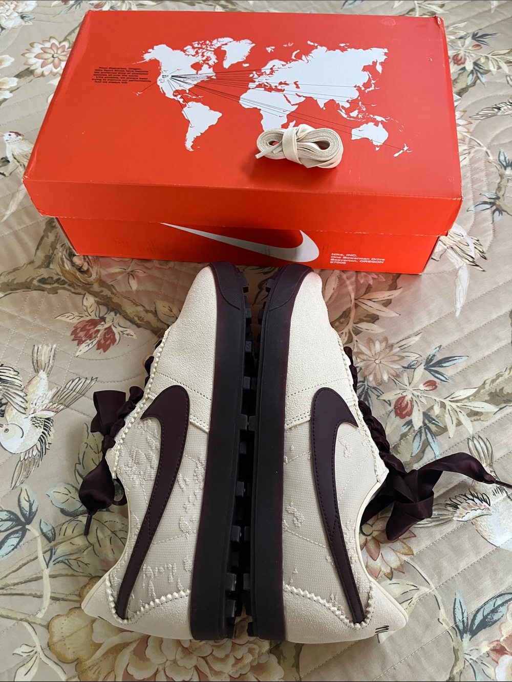 Nike Astrograbber Leather Sneakers